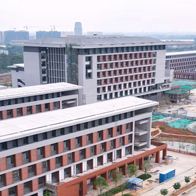 湛江市嶺南師范學(xué)院湖光學(xué)校